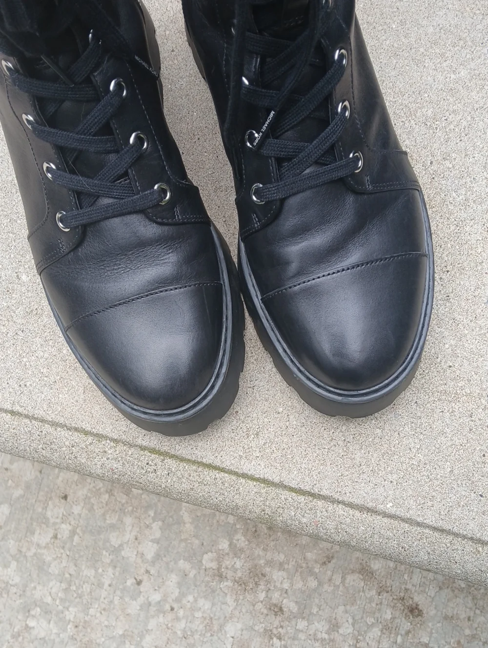 Michael Kors Blake Leather Combat Boots, platform lug-sole boots Sz 9 M